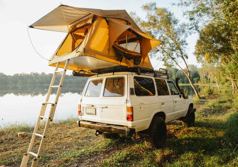 How to Stop a Rooftop Tent from Flapping in Wind