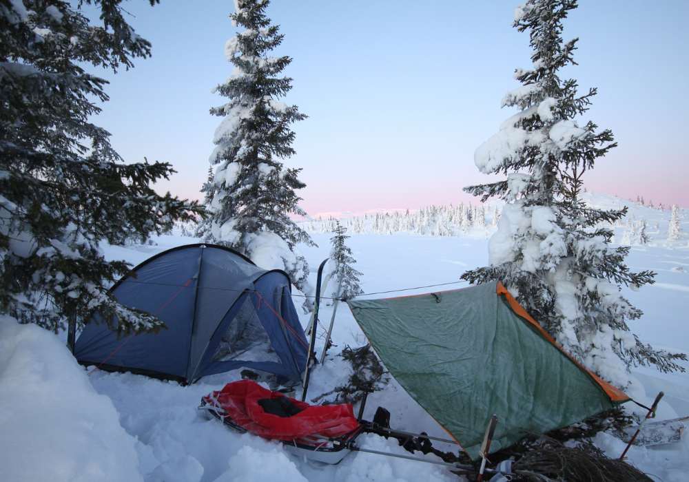 Shelter for Bushcraft in Winter
